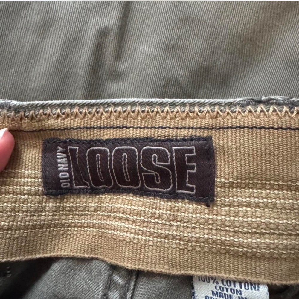 Old Navy Men's Khaki Chinos - Picture 4 of 5